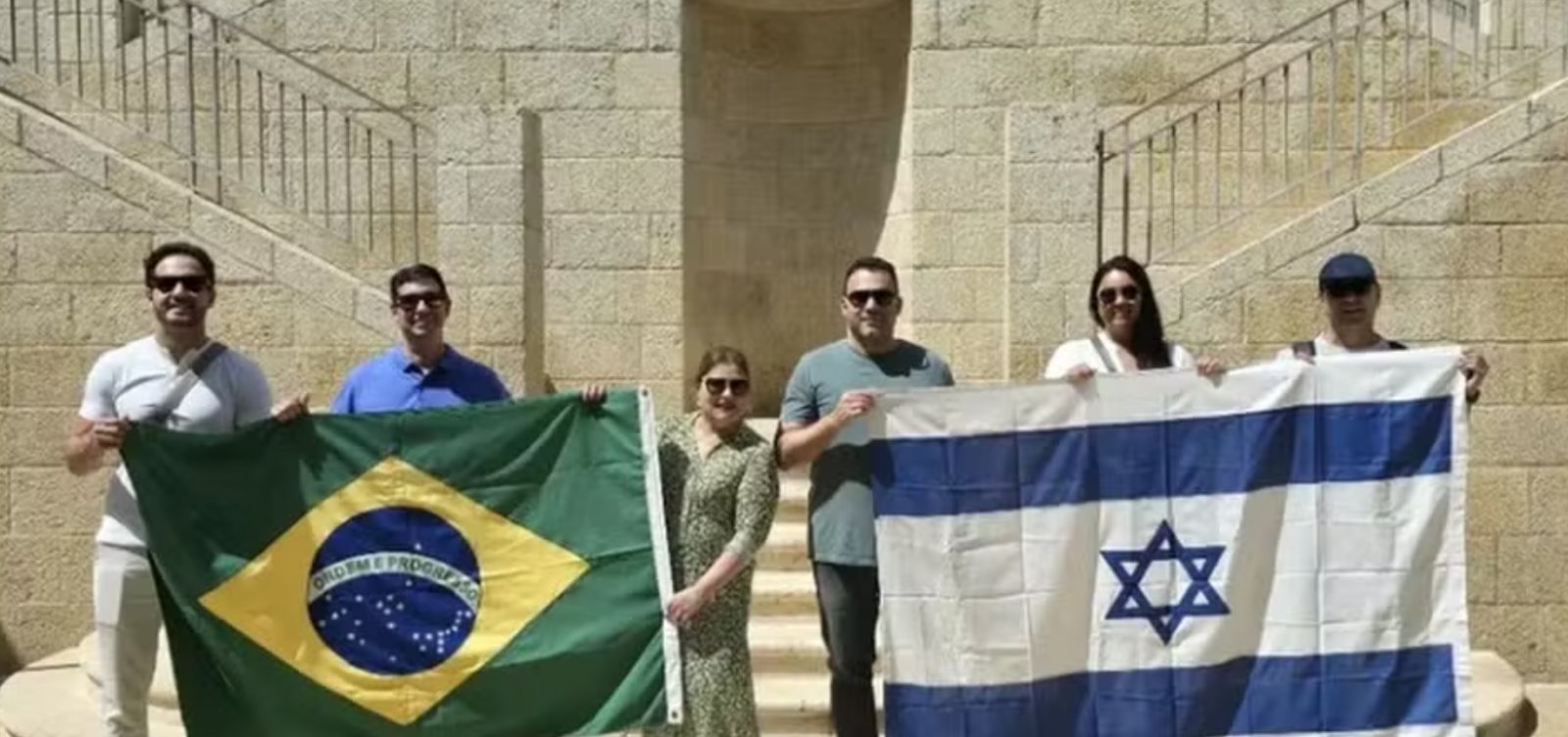 Políticos brasileiros que viajaram a Israel estão "em locais seguros", diz embaixada no Brasil