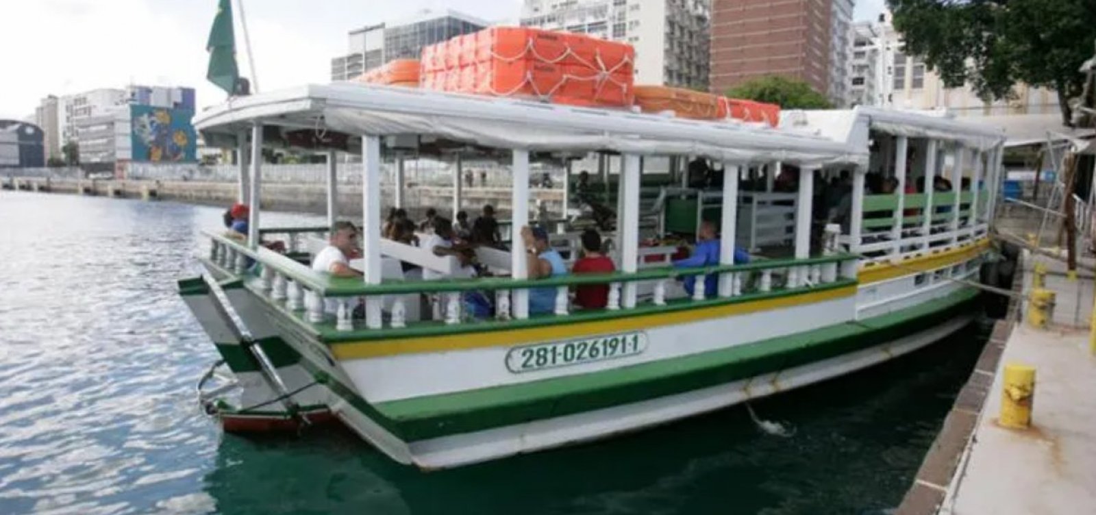 Travessia Salvador-Mar Grande retoma operações após suspensão de cinco dias