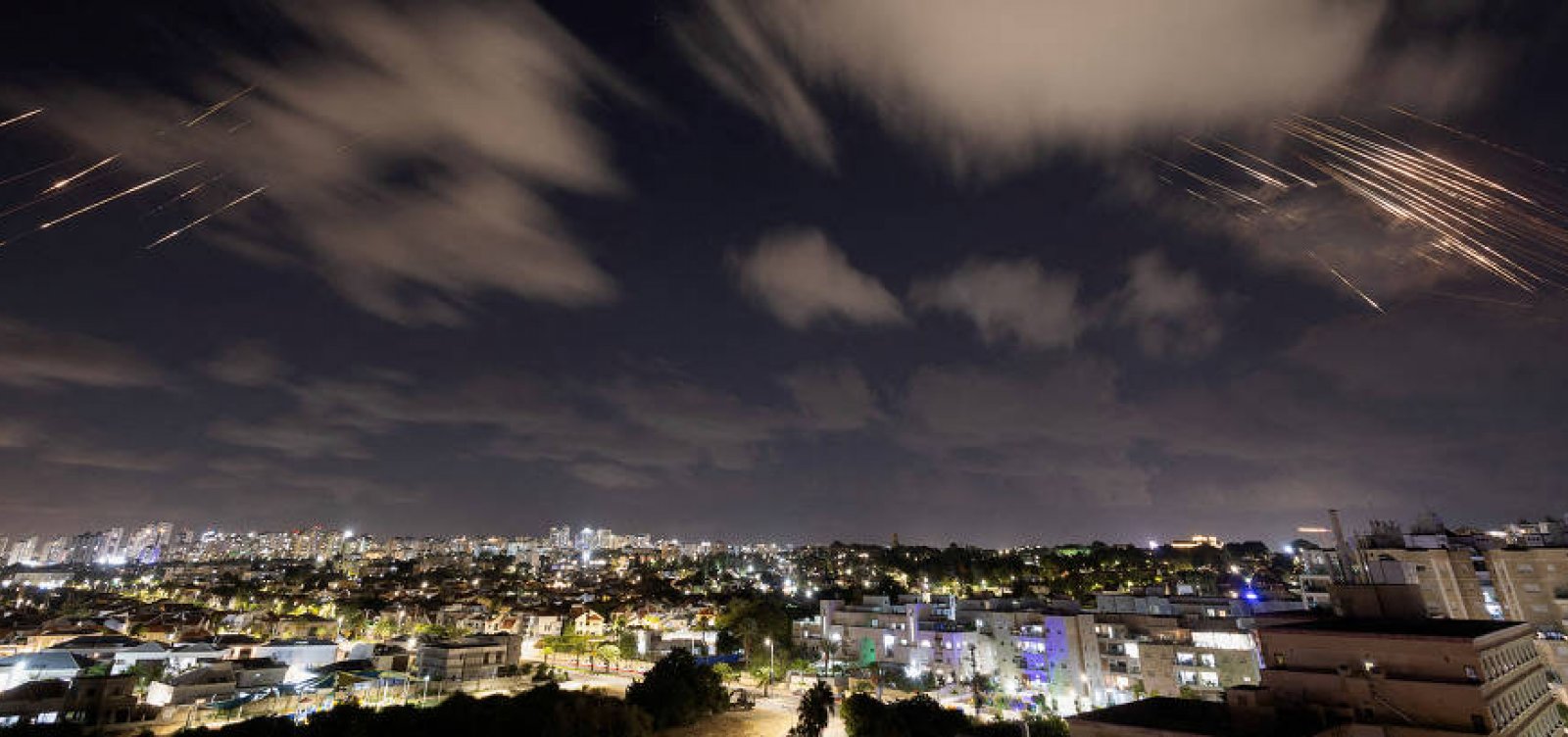 Mais de 270 pessoas foram feridas em Israel após ataques do Irã