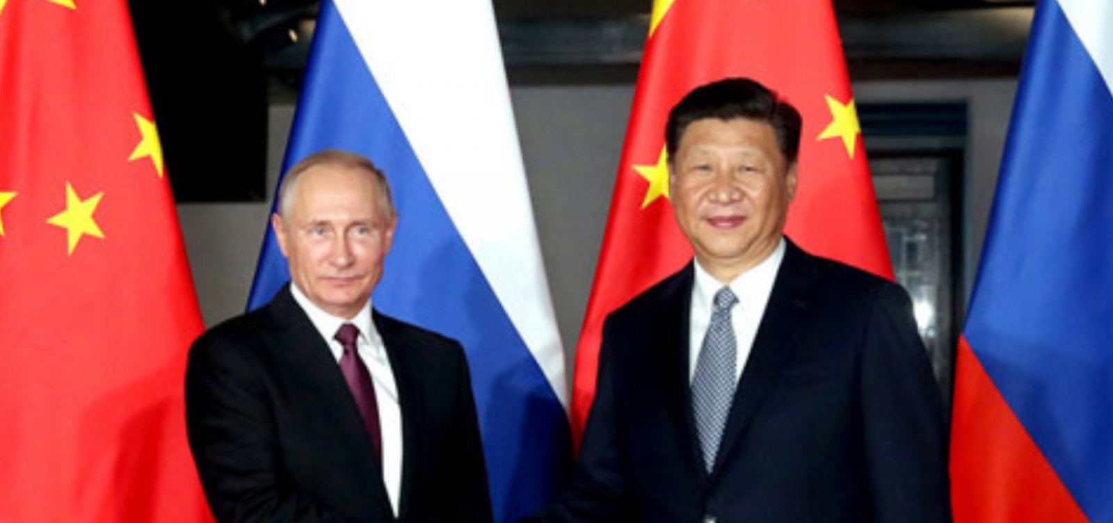 Xi Jinping e Putin criticam Israel por ataques ao Irã