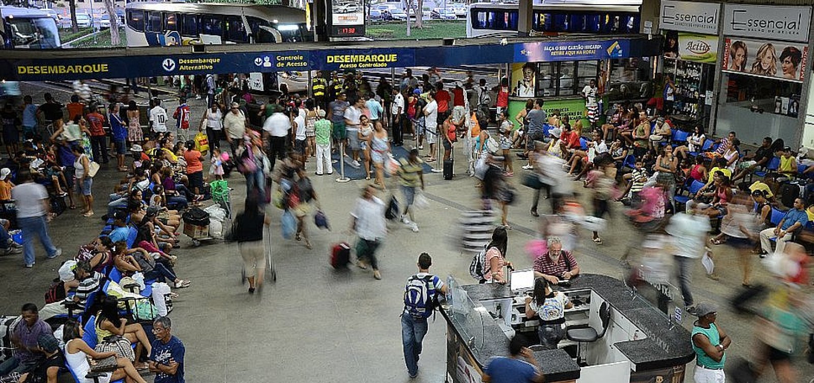 Mais de 330 mil pessoas devem passar pela rodoviária de Salvador no São João, diz Agerba 