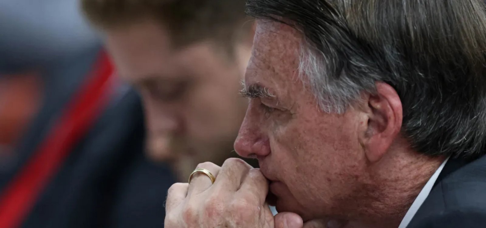 Bolsonaro passa mal, cancela compromissos em Goiás e retorna a Brasília