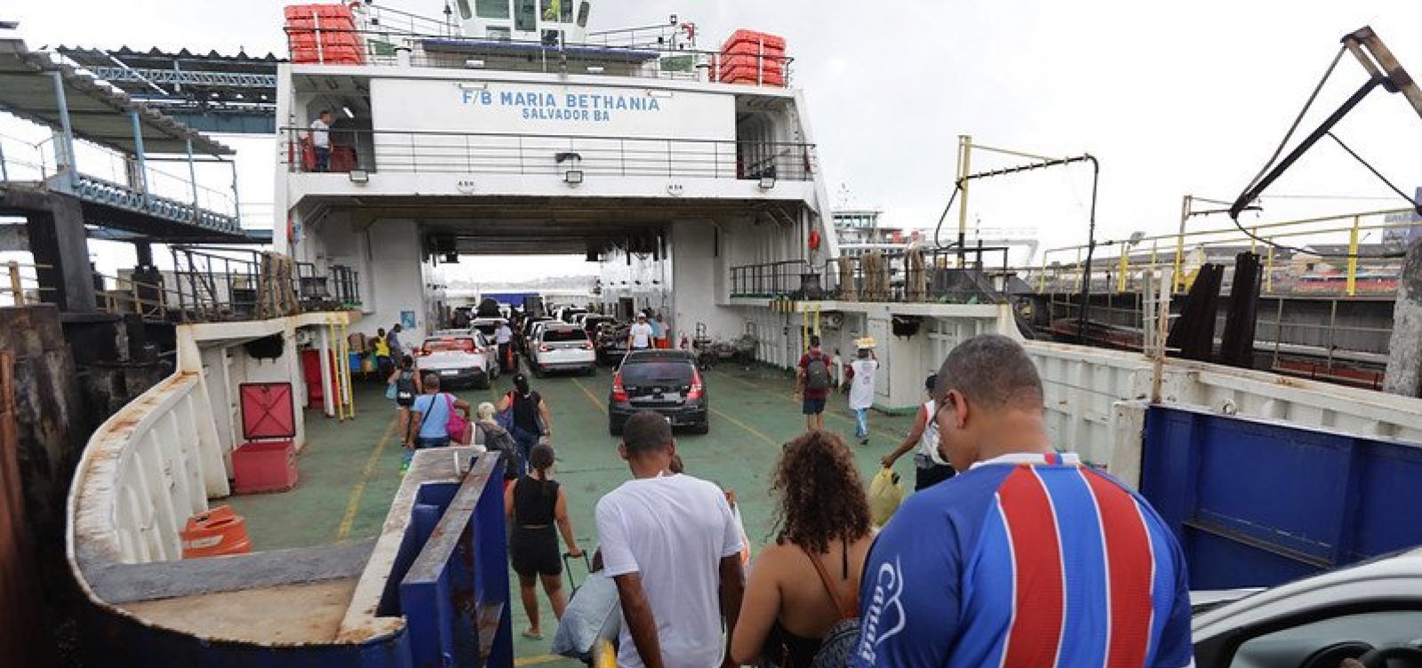 Ferry-boat tem pouca fila na manhã desta quarta em Itaparica e Salvador