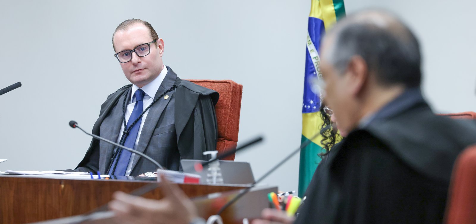 Não se combate crime organizado cometendo crime, diz Gilmar Mendes