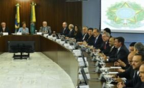Após decisão por afastamento de Dilma no Senado, ministros são exonerados