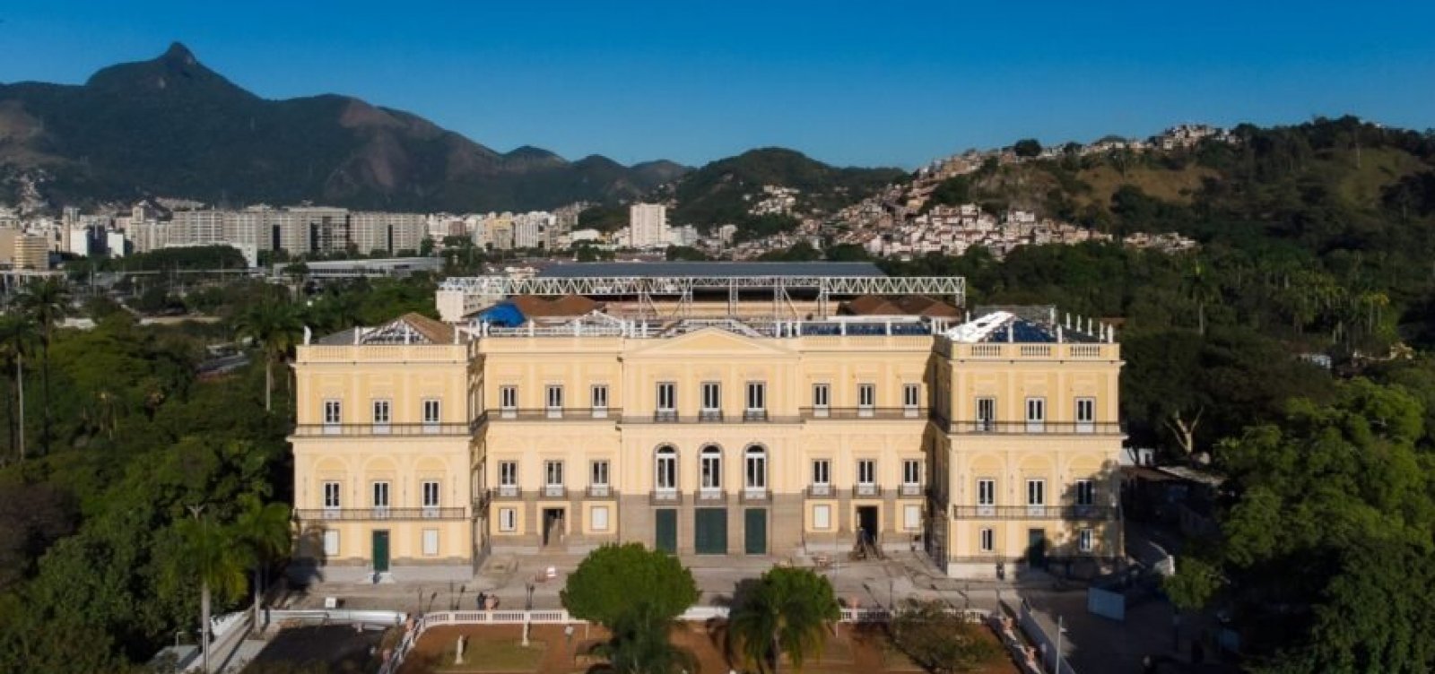 Museu Nacional reabre ao público pela primeira vez desde incêndio de 2018