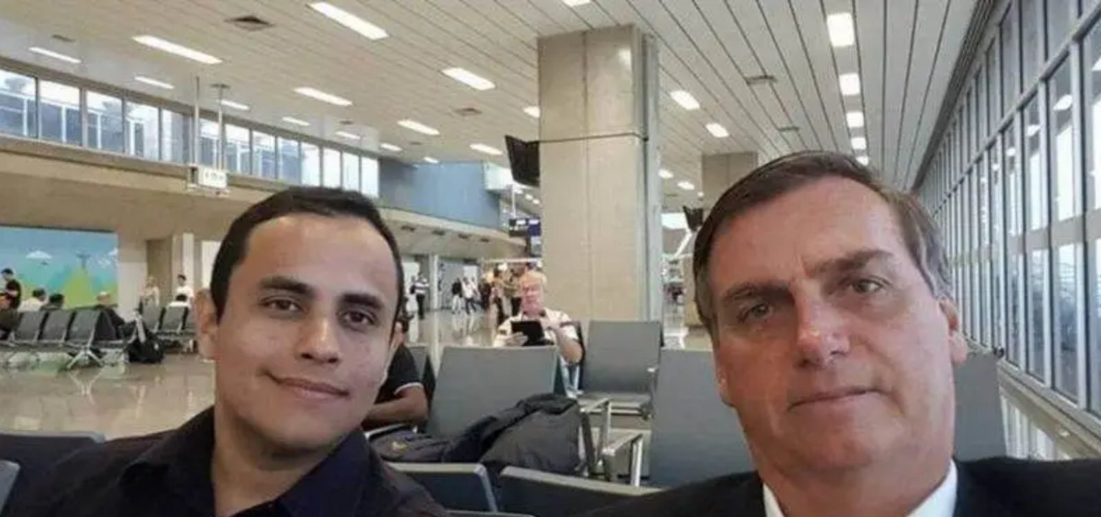 Ex-assessor de Bolsonaro presta depoimento à PF nesta quinta-feira em inquérito das fake news