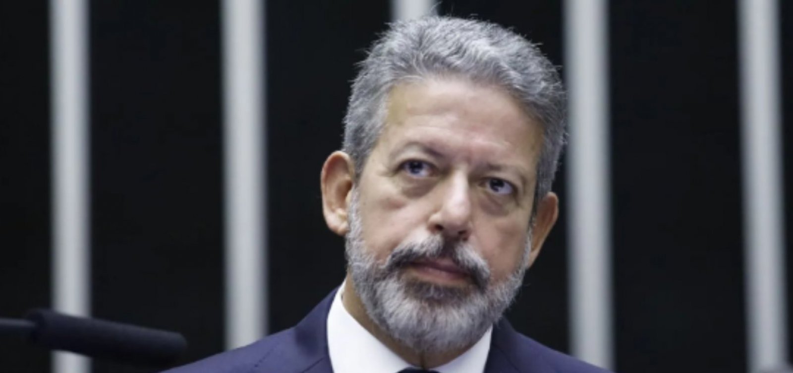 Lira defende recuo em crise entre poderes para avançar com reforma do IR