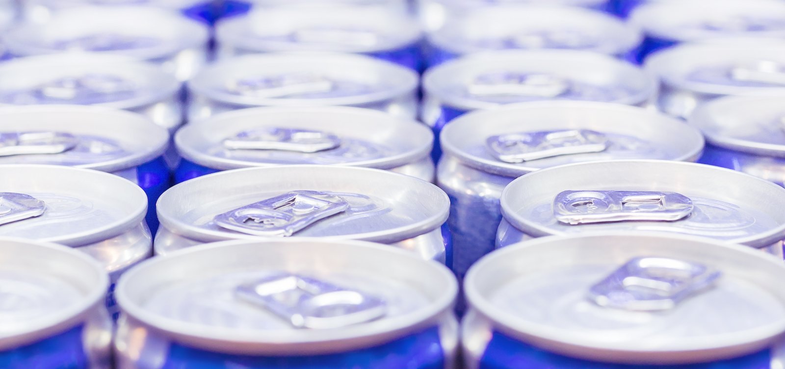 Energia que mata? Em festas, academias e faculdades, bebidas energéticas viram febre e motivo de alerta