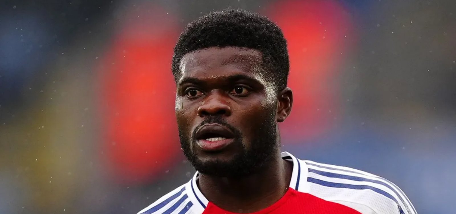 Ex-Arsenal Thomas Partey é acusado de estupro e assédio por três mulheres no Reino Unido