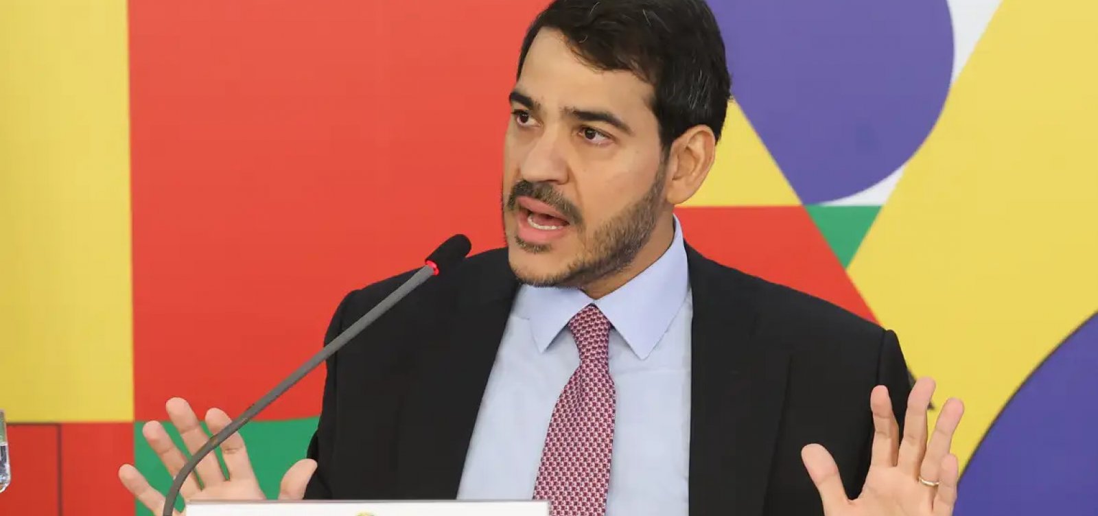 AGU diz que vai demonstrar ao STF que decreto do IOF é legal