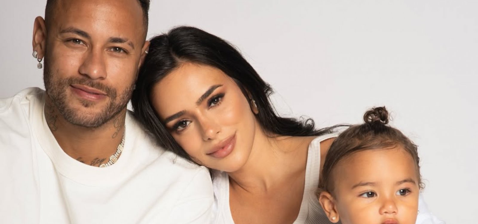 Nasce Mel, segunda filha de Neymar e Bruna Biancardi, em cesárea de emergência