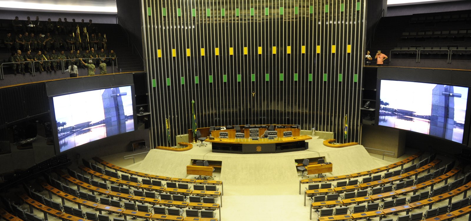Quaest: 61% das menções ao Congresso nas redes sociais têm tom negativo