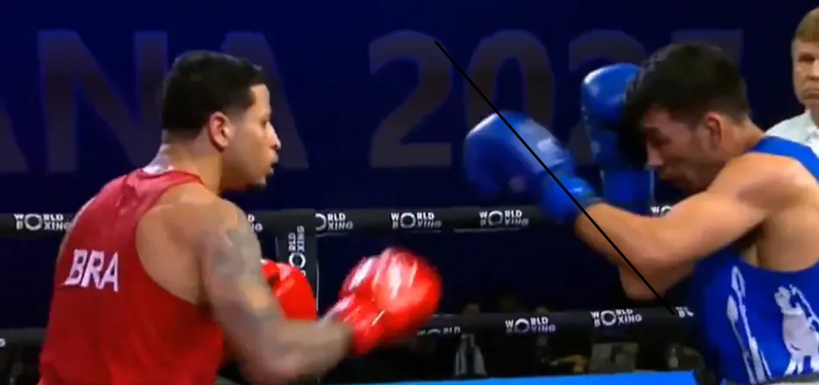 Pugilistas brasileiros garantem vagas nas finais da Copa do Mundo de boxe
