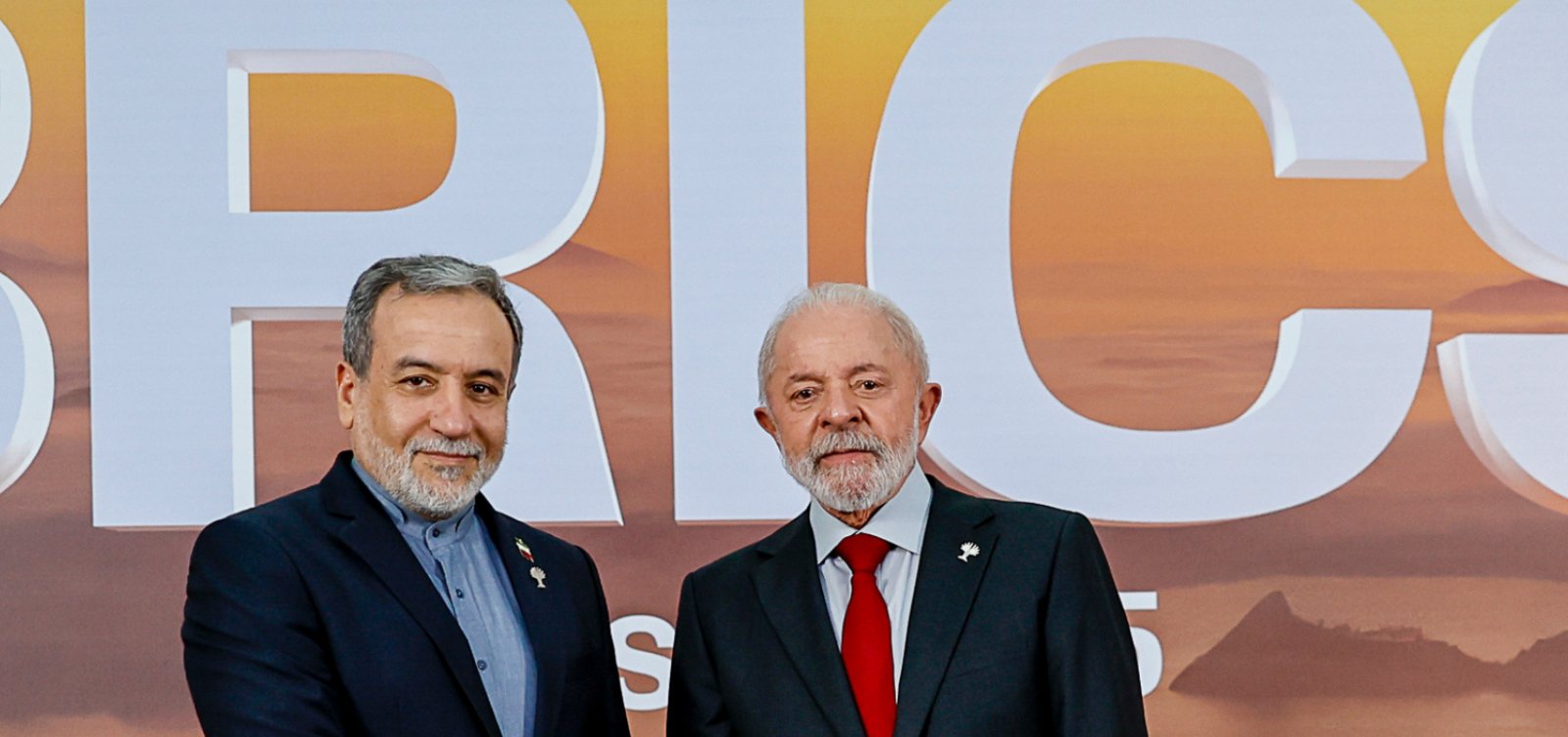 Na abertura do Brics, Lula critica aumento de gastos militares da Otan
