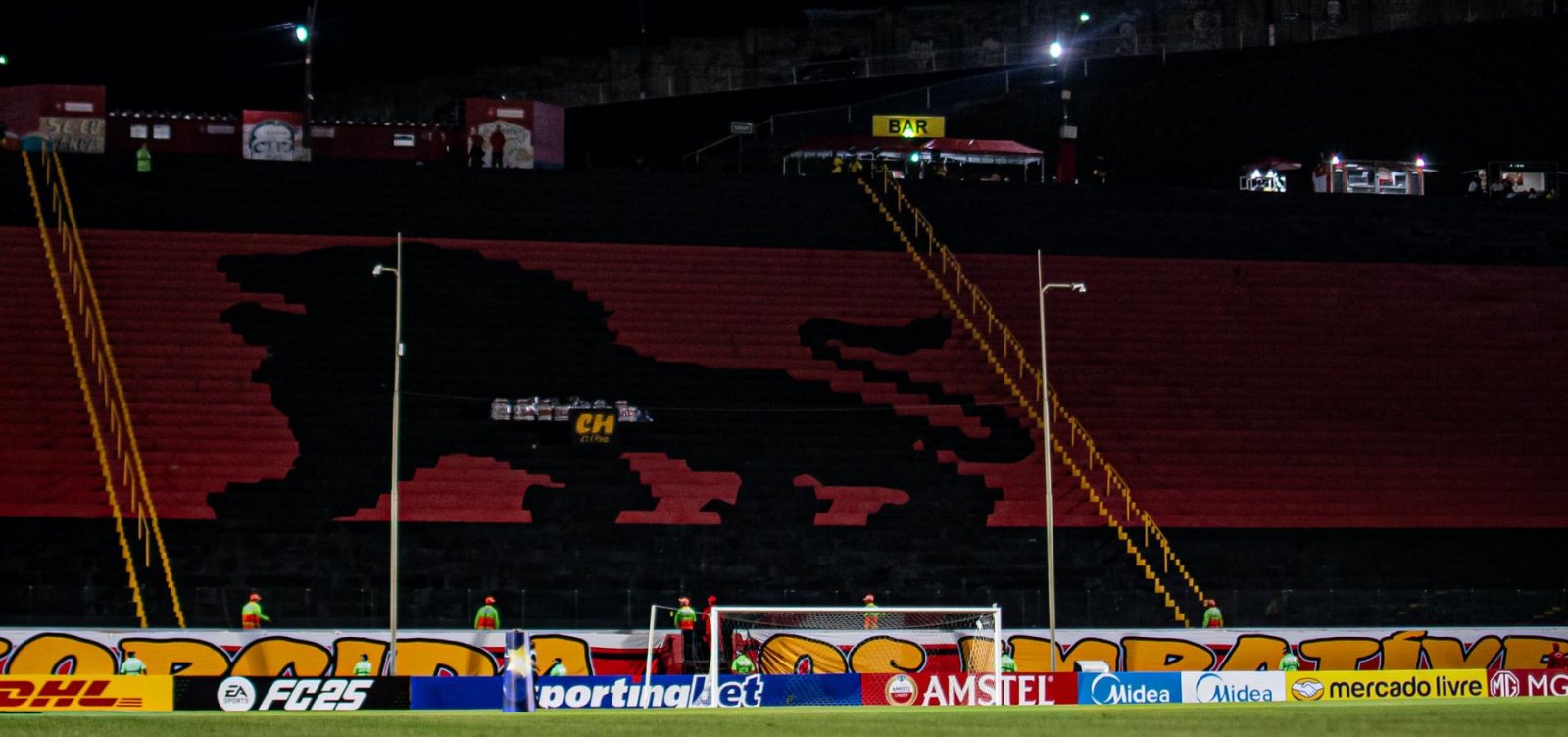 Vitória x Confiança: veja onde assistir, horário e prováveis escalações do jogo