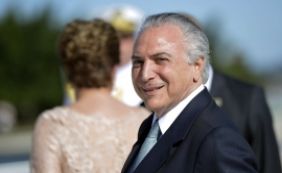 Em discurso, Temer declara "respeito institucional" a Dilma Rousseff
