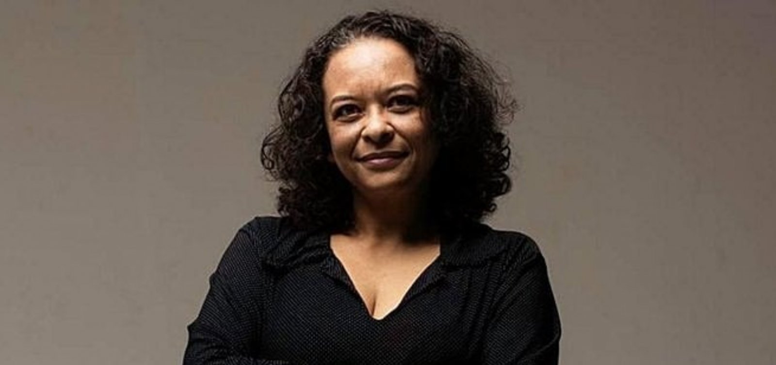 Ana Maria Gonçalves se torna a primeira mulher negra eleita para a Academia Brasileira de Letras