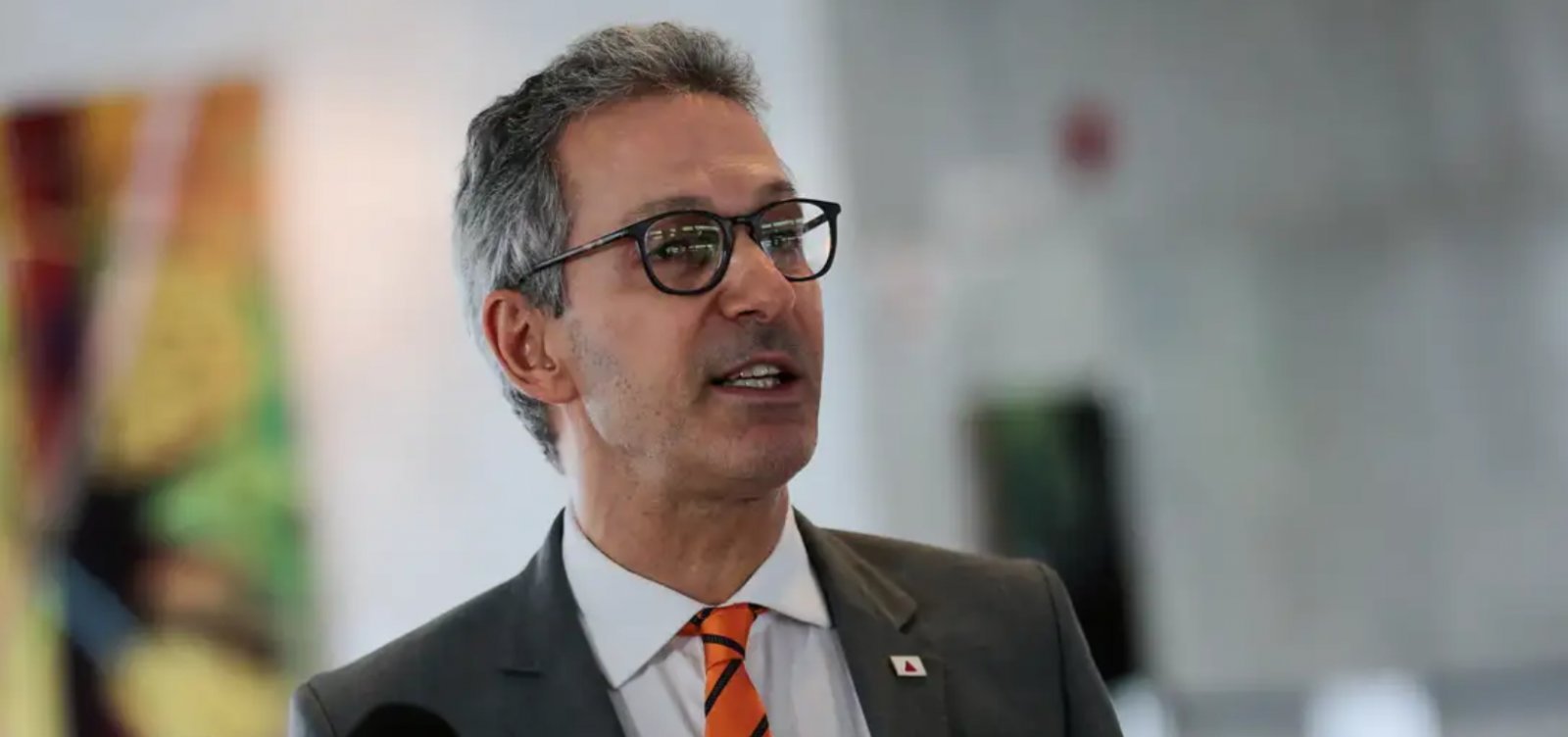 Zema agora diz que tarifaço de Trump é uma medida errada e injusta