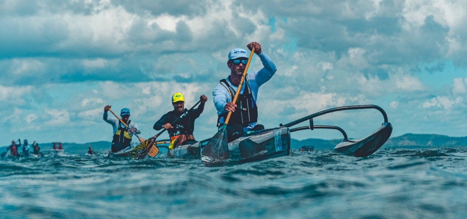 Itaparica recebe etapa de competição de canoagem havaiana com 350 atletas