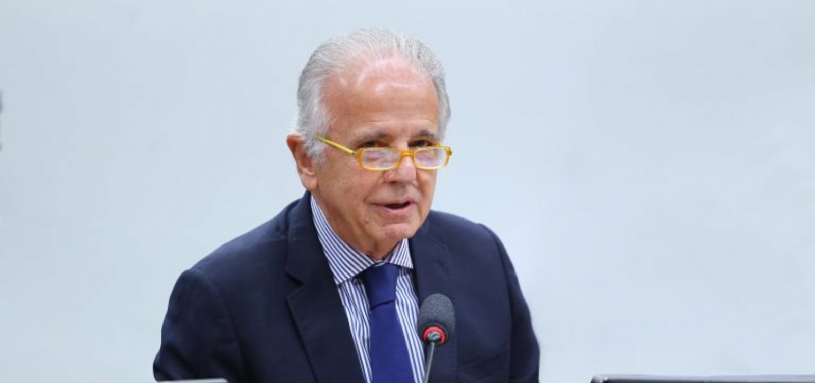 Ministro da Defesa pede ao STF para não depor em processo sobre tentativa de golpe