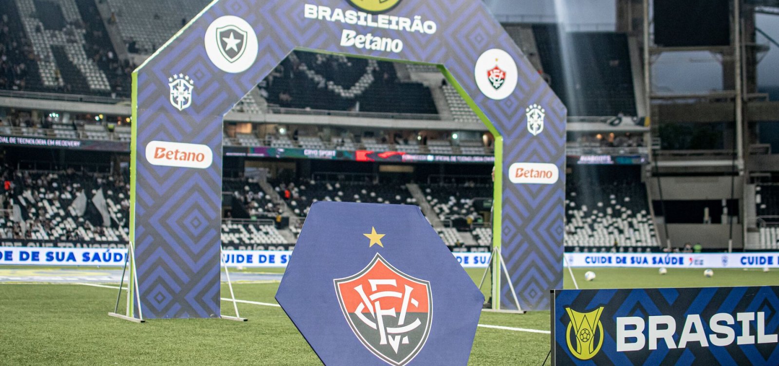 Botafogo x Vitória: onde assistir, prováveis escalações e arbitragem