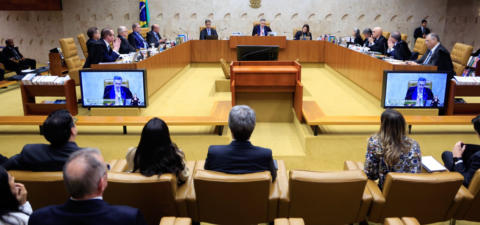 STF vê "acusações contundentes" em parecer da PGR contra Bolsonaro