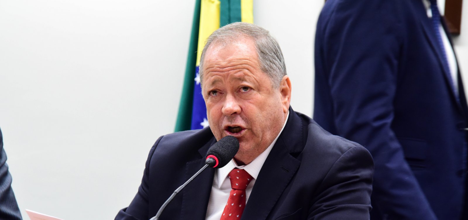 Moraes pede para Chiquinho Brazão explicar descumprimento de regras de prisão domiciliar