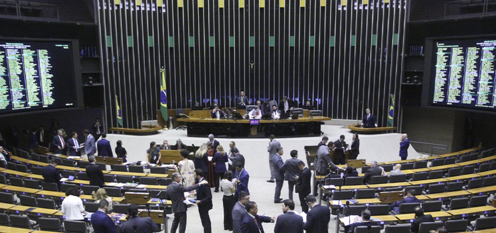 Câmara aprova nova projeto que afrouxa licenciamento ambiental no Brasil