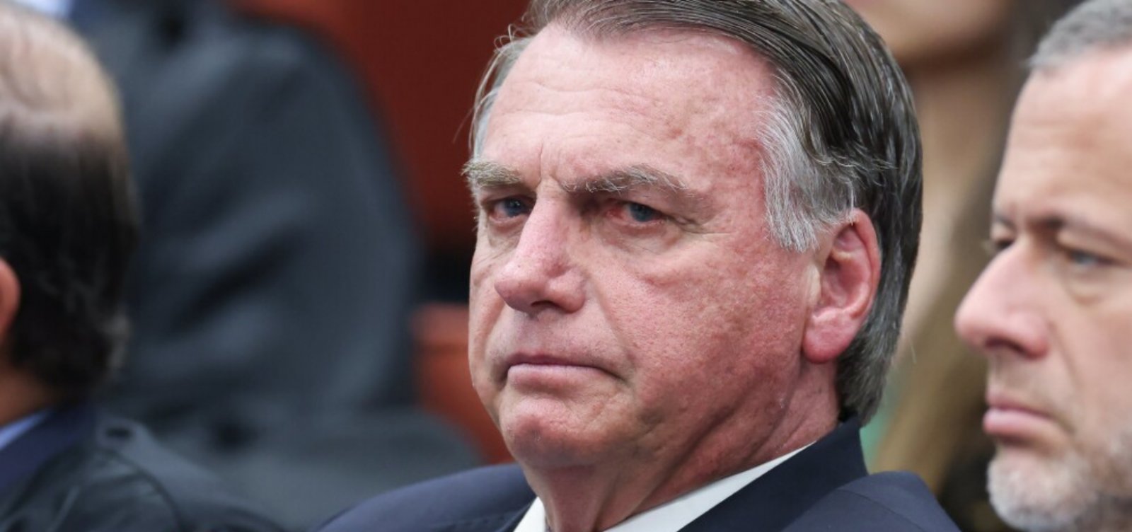 STF forma maioria para manter tornozeleira eletrônica e restrições contra Bolsonaro