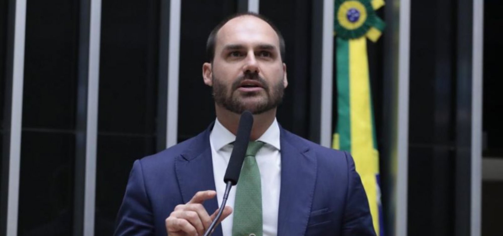 Prazo de licença de Eduardo Bolsonaro termina neste domingo