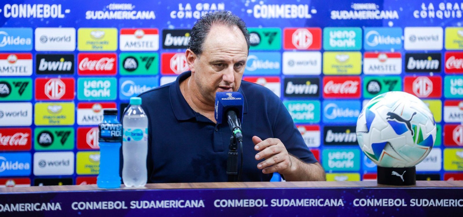 Ceni diz faltou comunicação do Bahia em falha no gol e lamenta eliminação: "Dolorosa"