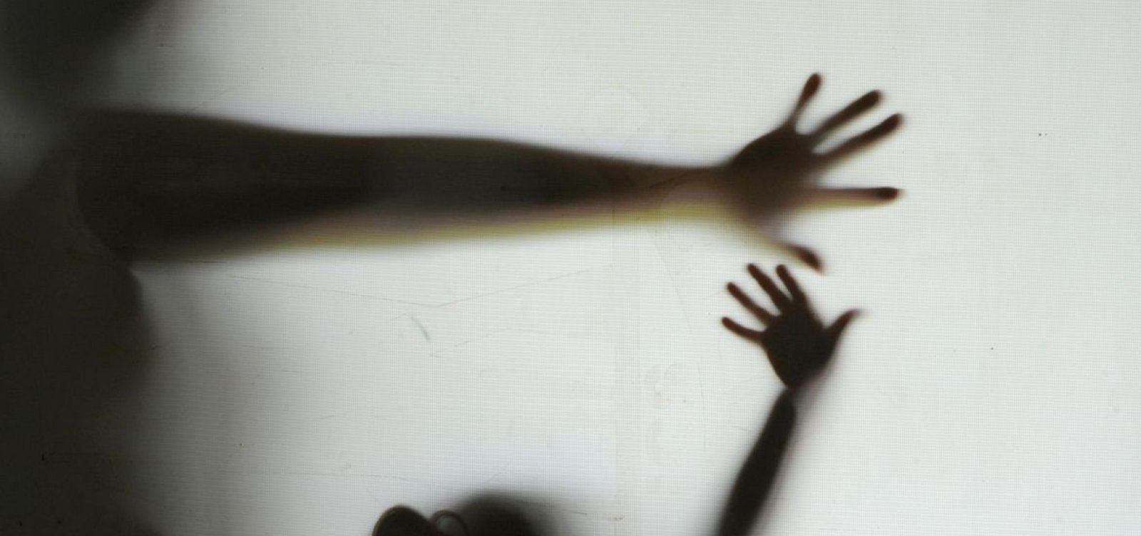 Feminicídios e mortes de crianças e adolescentes crescem no Brasil, mostra Anuário da Segurança