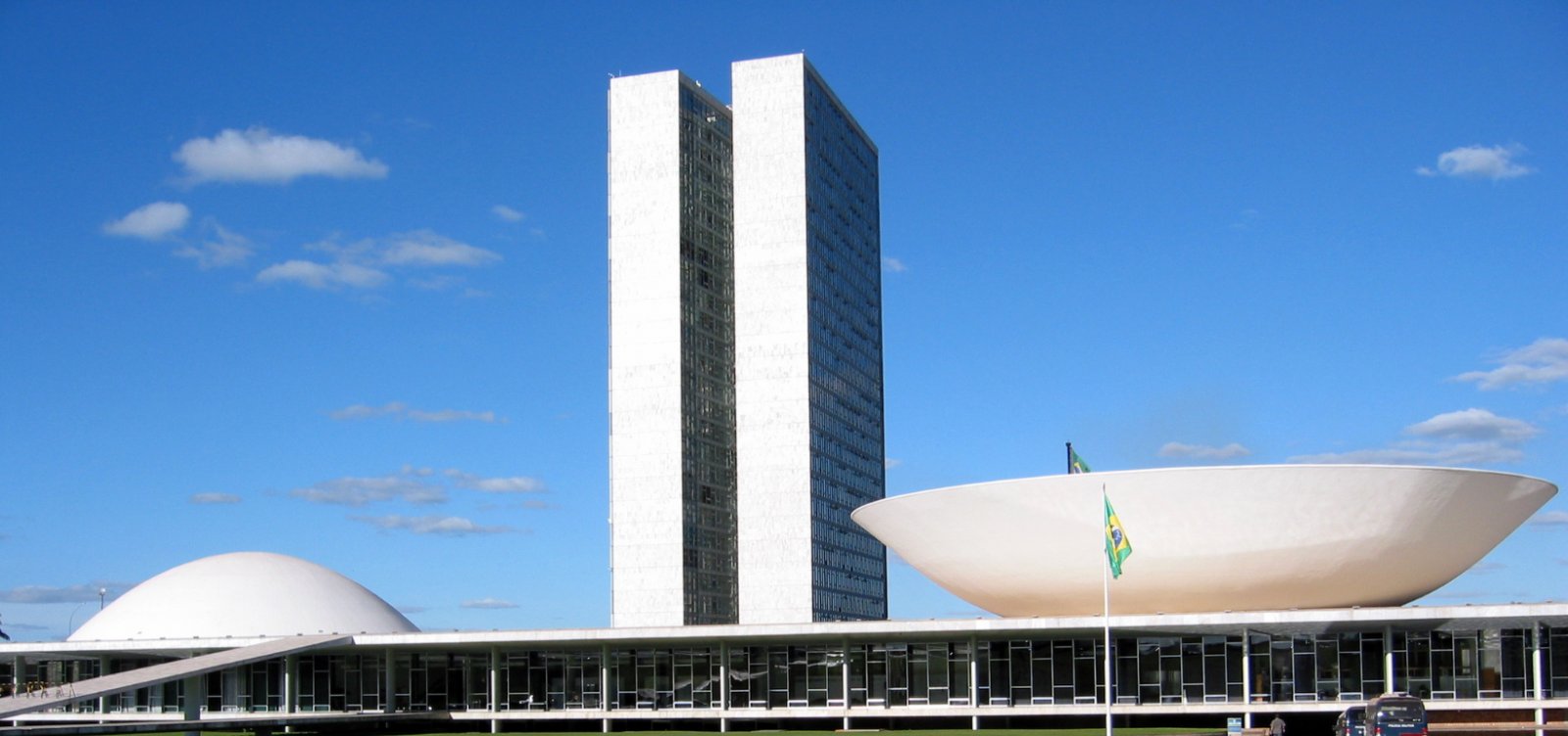 Ipespe: Mais de 60% dos brasileiros desaprovam Câmara e Senado