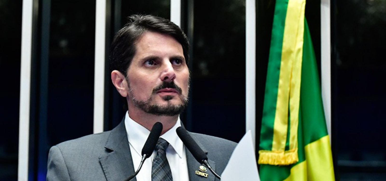 Moraes bloqueia contas e cartões de Marcos do Val