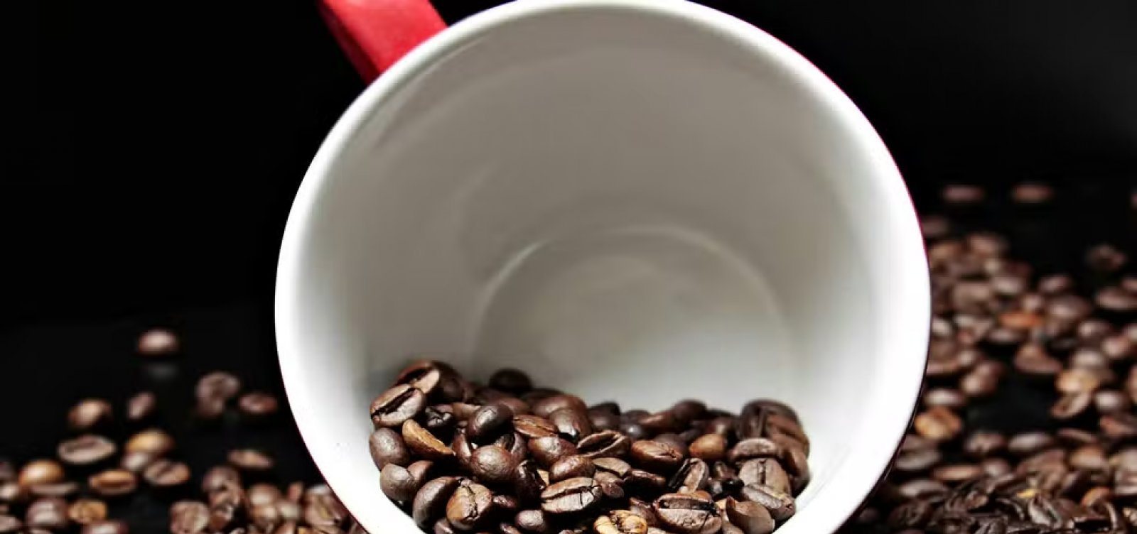 Preço do café para o consumidor cai pela 1ª vez em um ano e meio