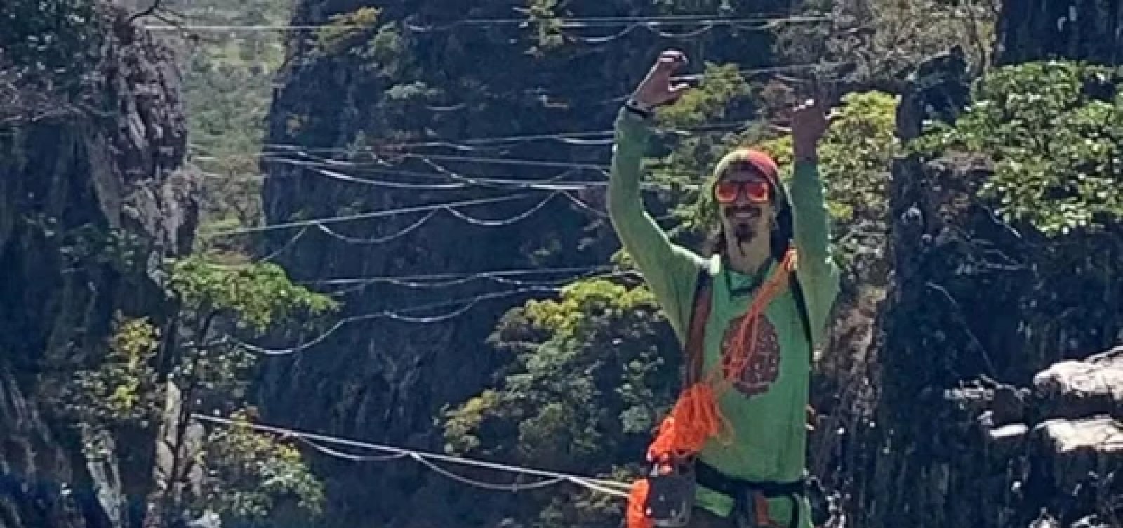 Turista morre após cair de cachoeira na Chapada dos Veadeiros