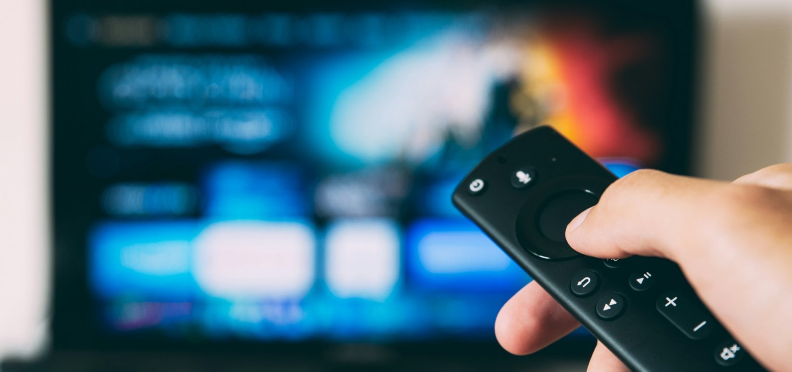Setor cultural pede ação urgente para regular streaming no Brasil