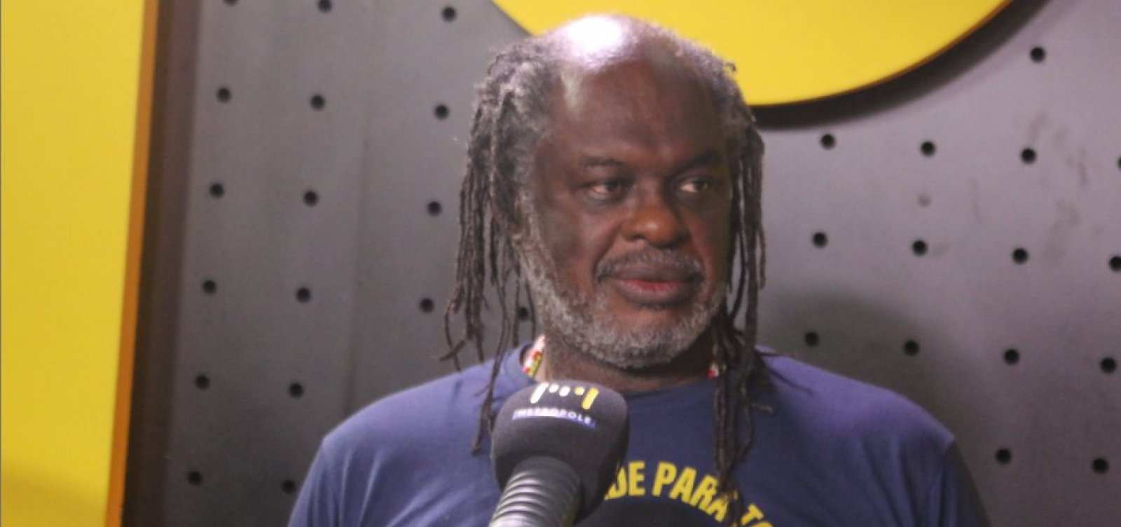 Silvio Humberto comenta persistência do racismo em Salvador: “quando o racismo lhe desumaniza, você não se reconhece”