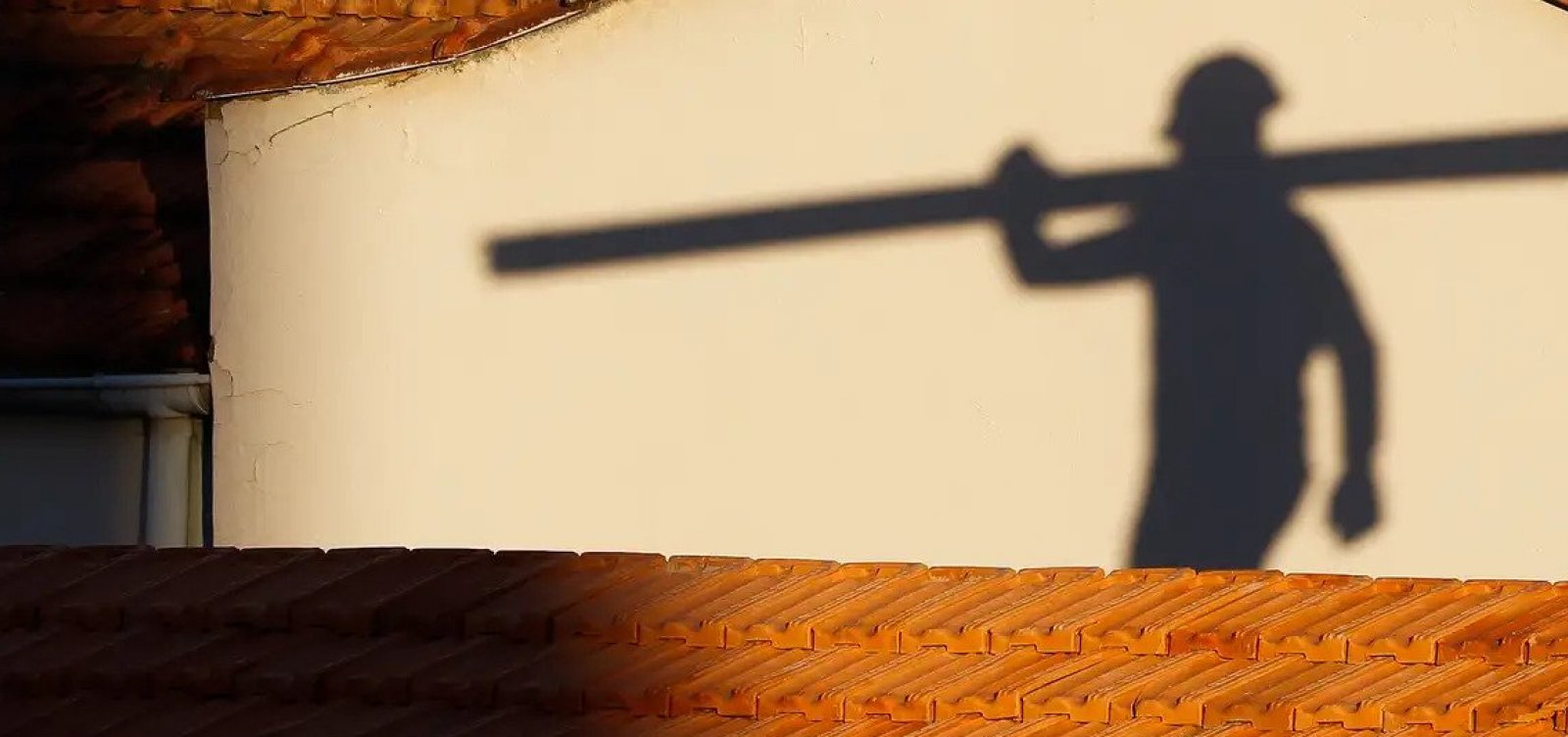 Com 86 resgates em 10 anos, trabalho análogo à escravidão se infiltra em obras, casas e ruas de Salvador e RMS