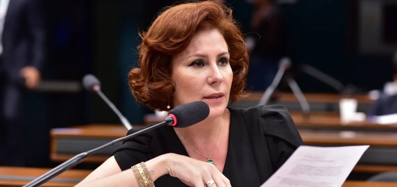 Moraes determina que AGU adote providências para extradição de Zambelli