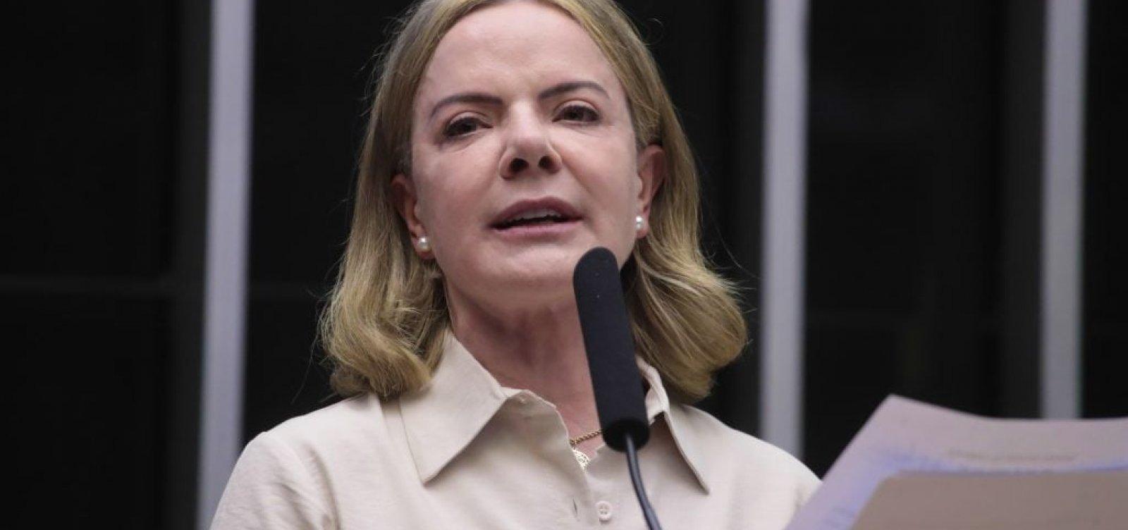 Gleisi diz que Trump 'devia usar a lei contra Netanyahu', não contra Moraes