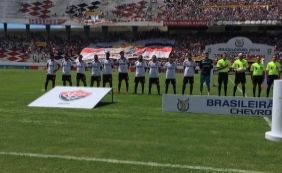 Vitória toma 4 e é goleado pelo Santa Cruz na estreia da Série A