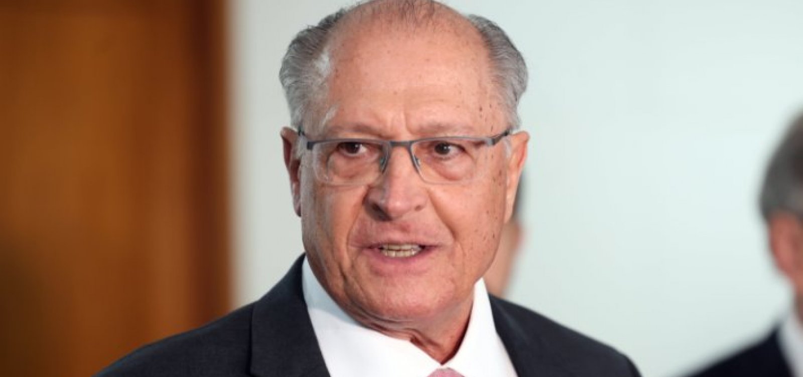 Alckmin coordena reunião para resposta ao aumento de tarifas dos EUA nesta segunda