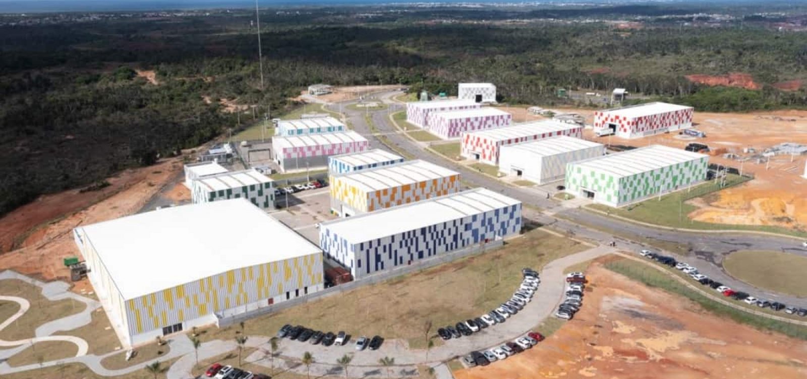 Ford é condenada a pagar R$ 30 milhões por fechar fábrica em Camaçari sem negociar com sindicato