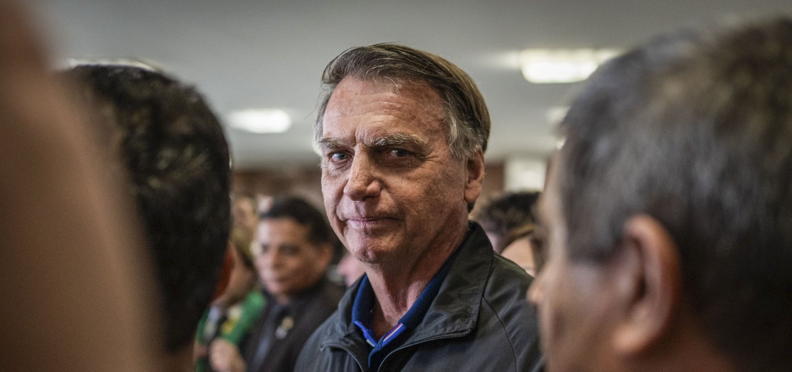 Moraes autoriza visitas familiares a Bolsonaro durante prisão domiciliar