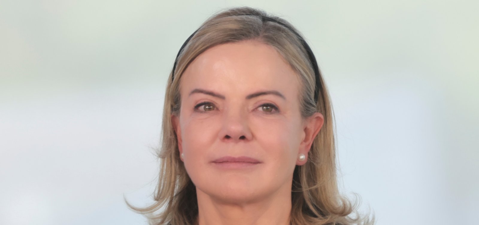 Gleisi Hoffmann diz que protesto da oposição trava votações importantes no Congresso