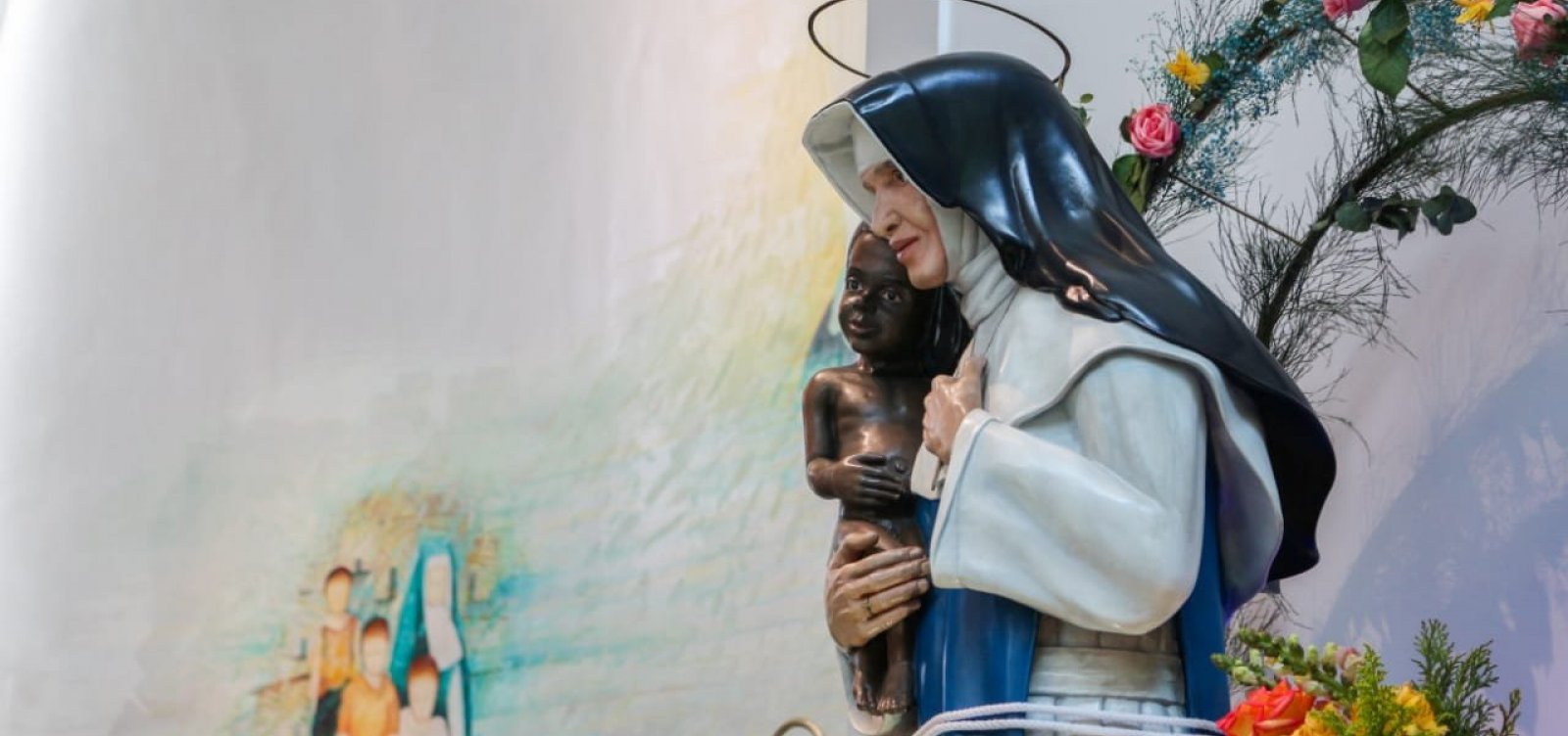 Festa de Santa Dulce segue com missas, procissão e inauguração em Salvador