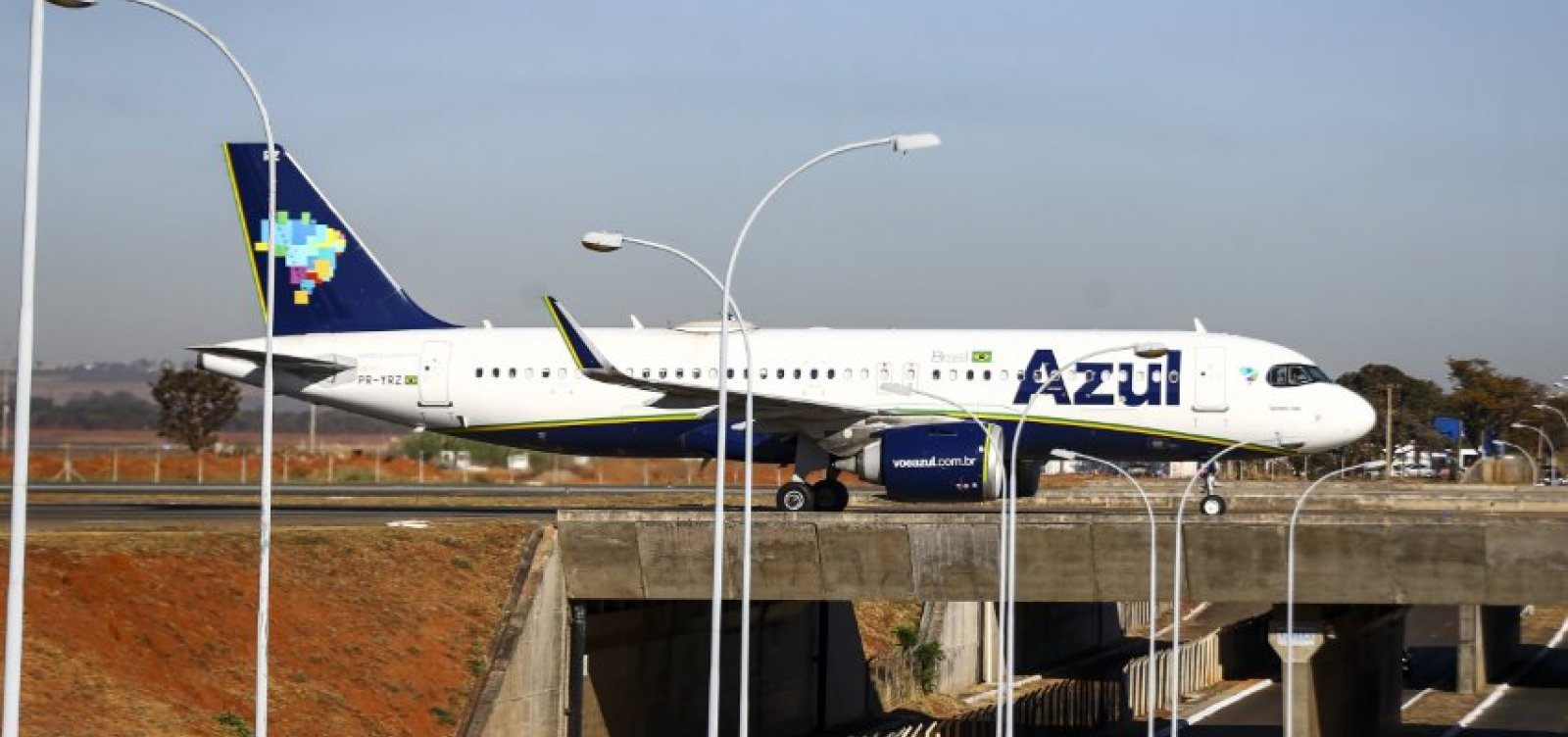 Suspeita de bomba obriga avião a fazer pouso de emergência