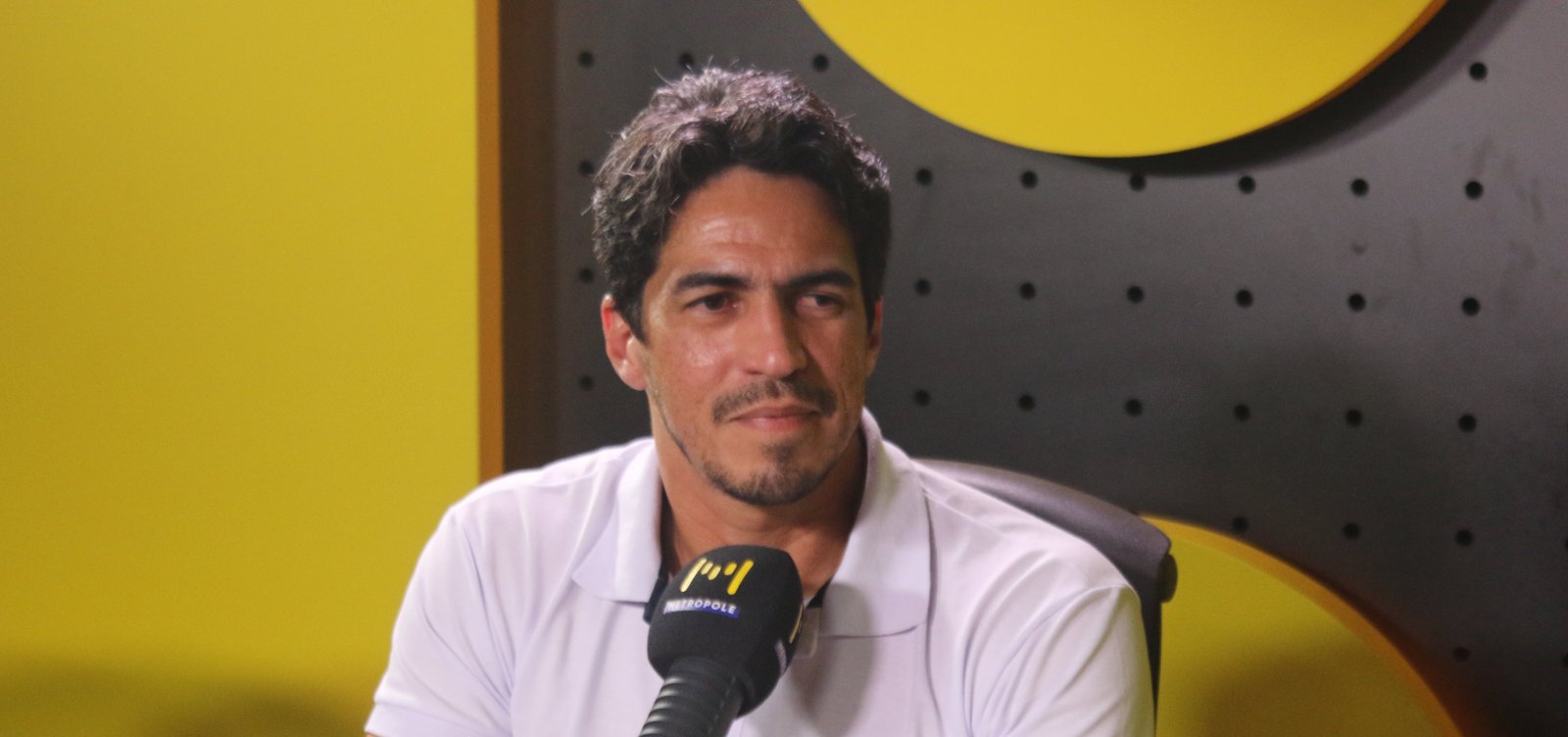 João Simplório defende a ampliação da licença-paternidade: "Pai precisa ser presente" 